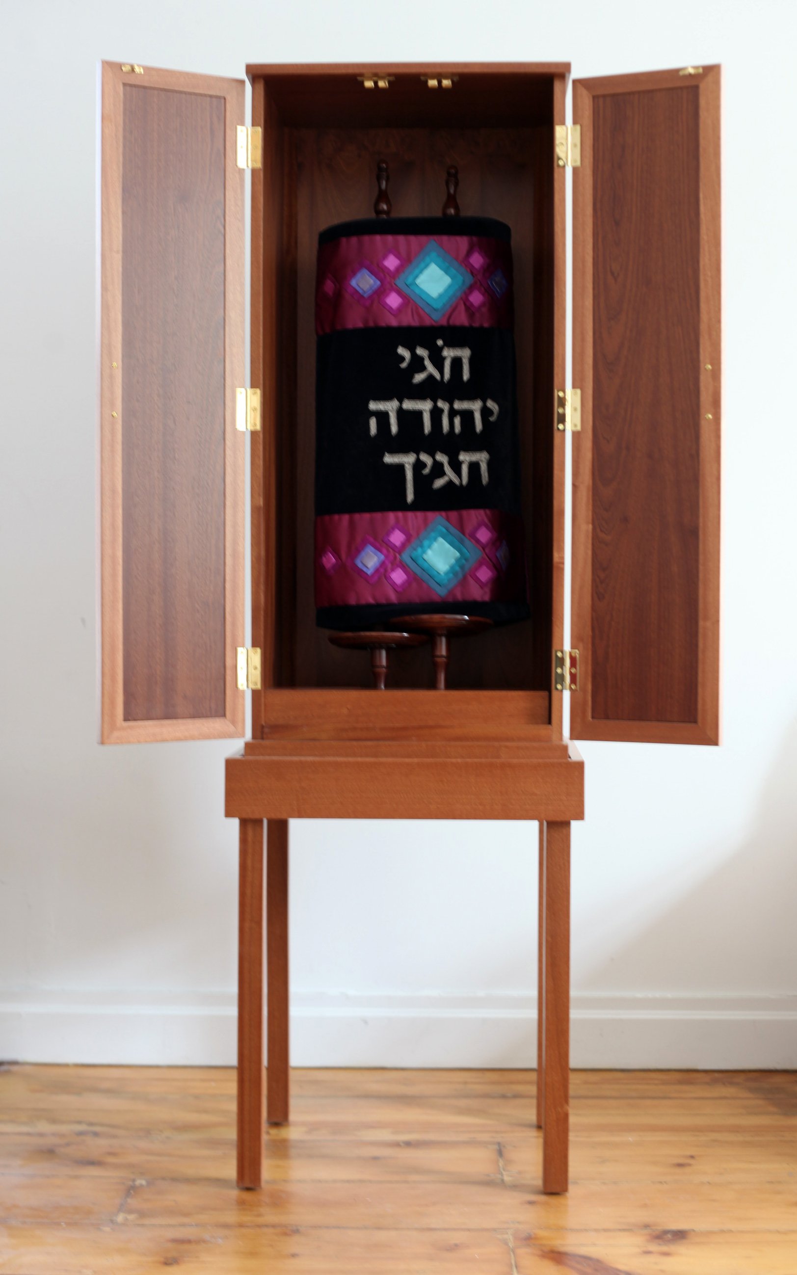 Portable Arks For One Torah