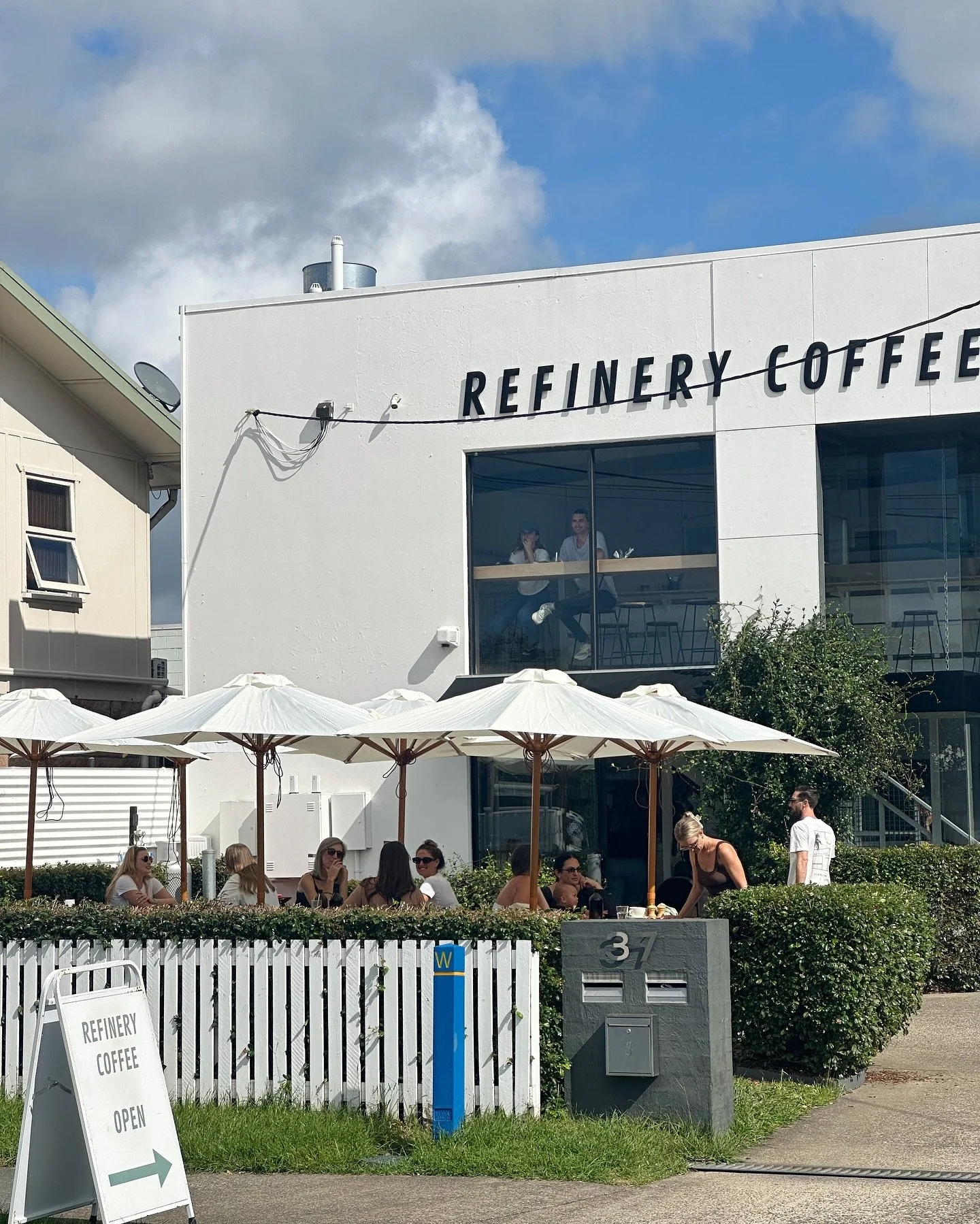 Hello! We know we caused a little bit of confusion yesterday, we ran out of characters to properly explain everything! So just clarifying a couple of things &mdash; two lovely new owners are taking over, we&rsquo;ll introduce them tonight 🥰 Our curr