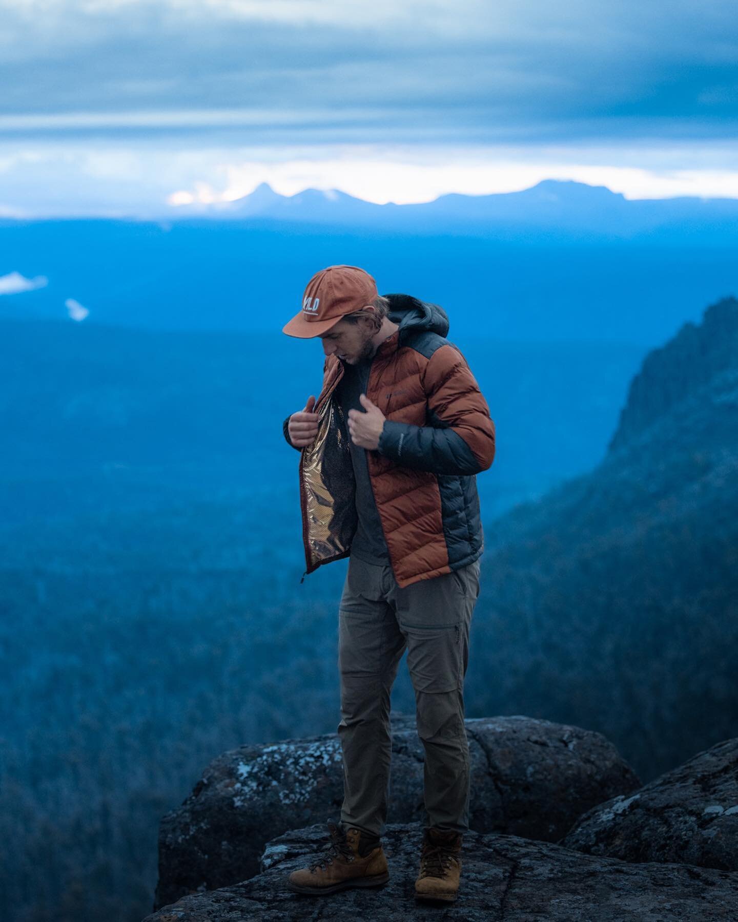 Winter is fast approaching down here in Tasmania. The days are much cooler and the adventure bag is being stuffed with all my warmest clothes. One new addition this winter is this new jacket from @columbiaaustralia featuring a thermal-reflective tech