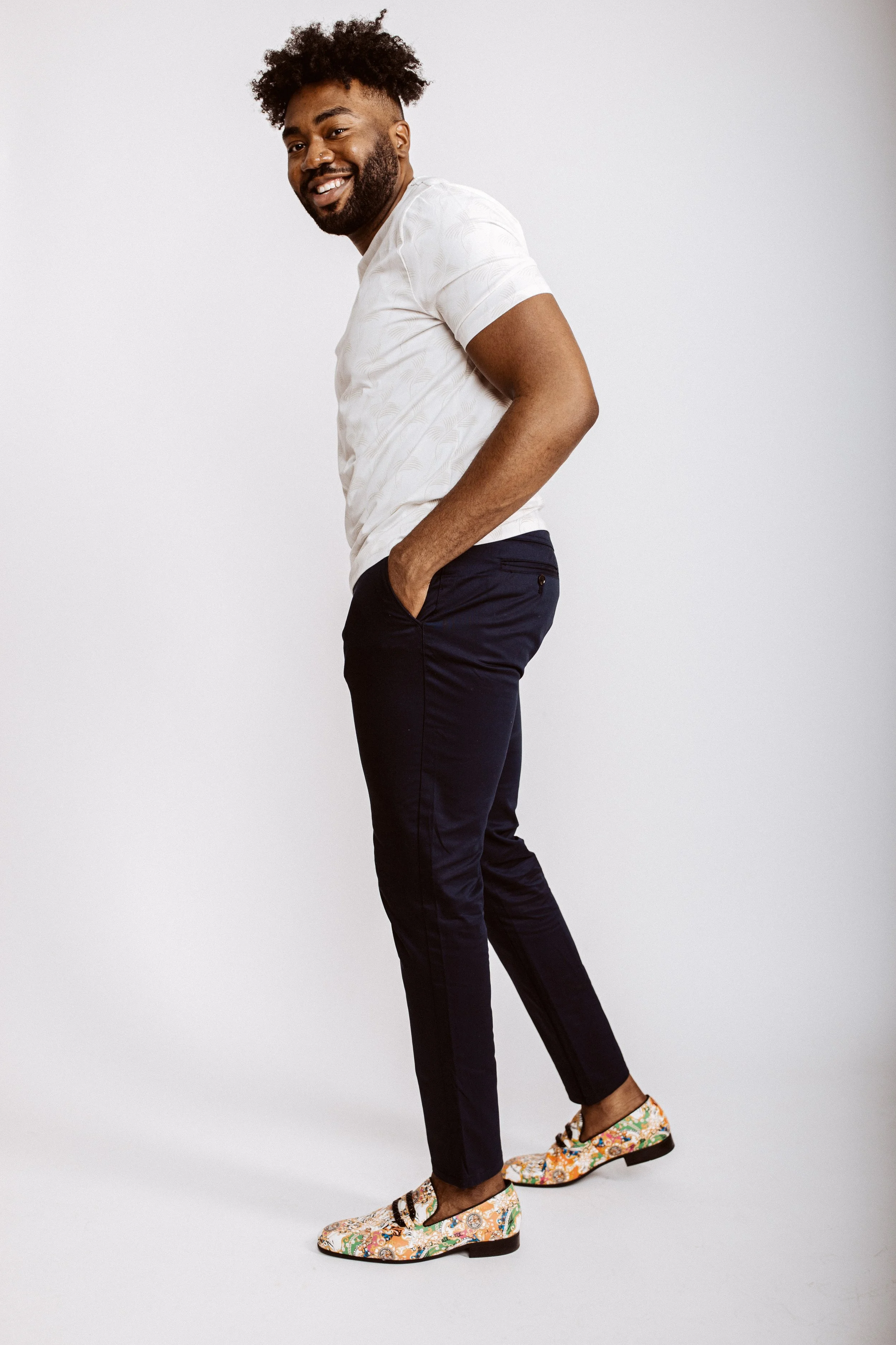 Neal pose 1 studio .jpg