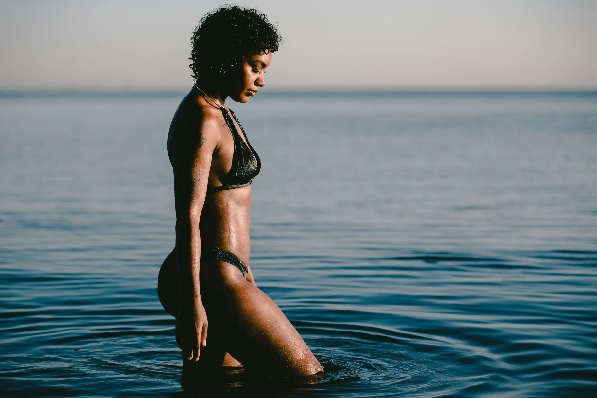 malory beach pose 3.jpeg