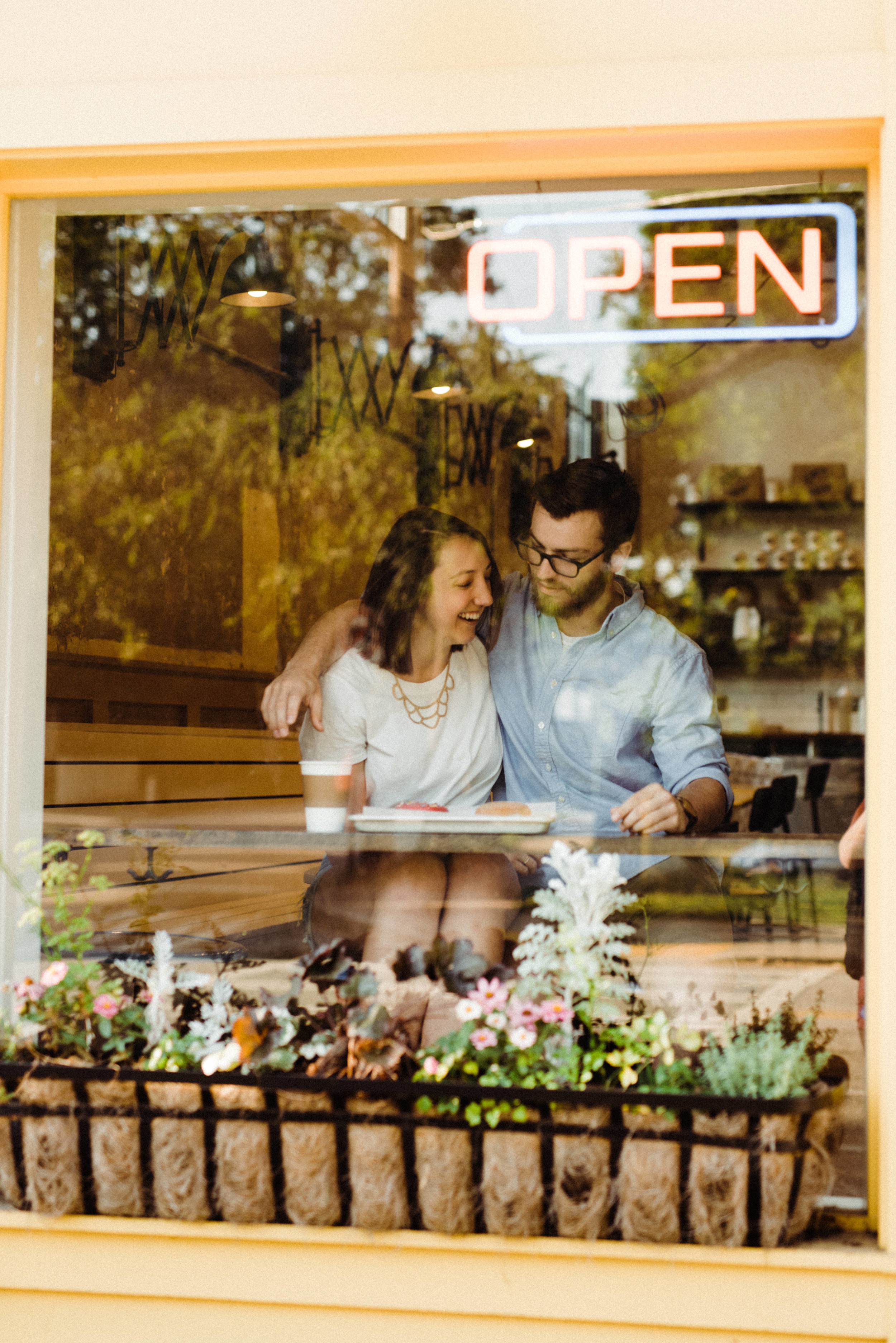 Atlanta couples session, Atlanta engagement photographer, Donut shop couple session