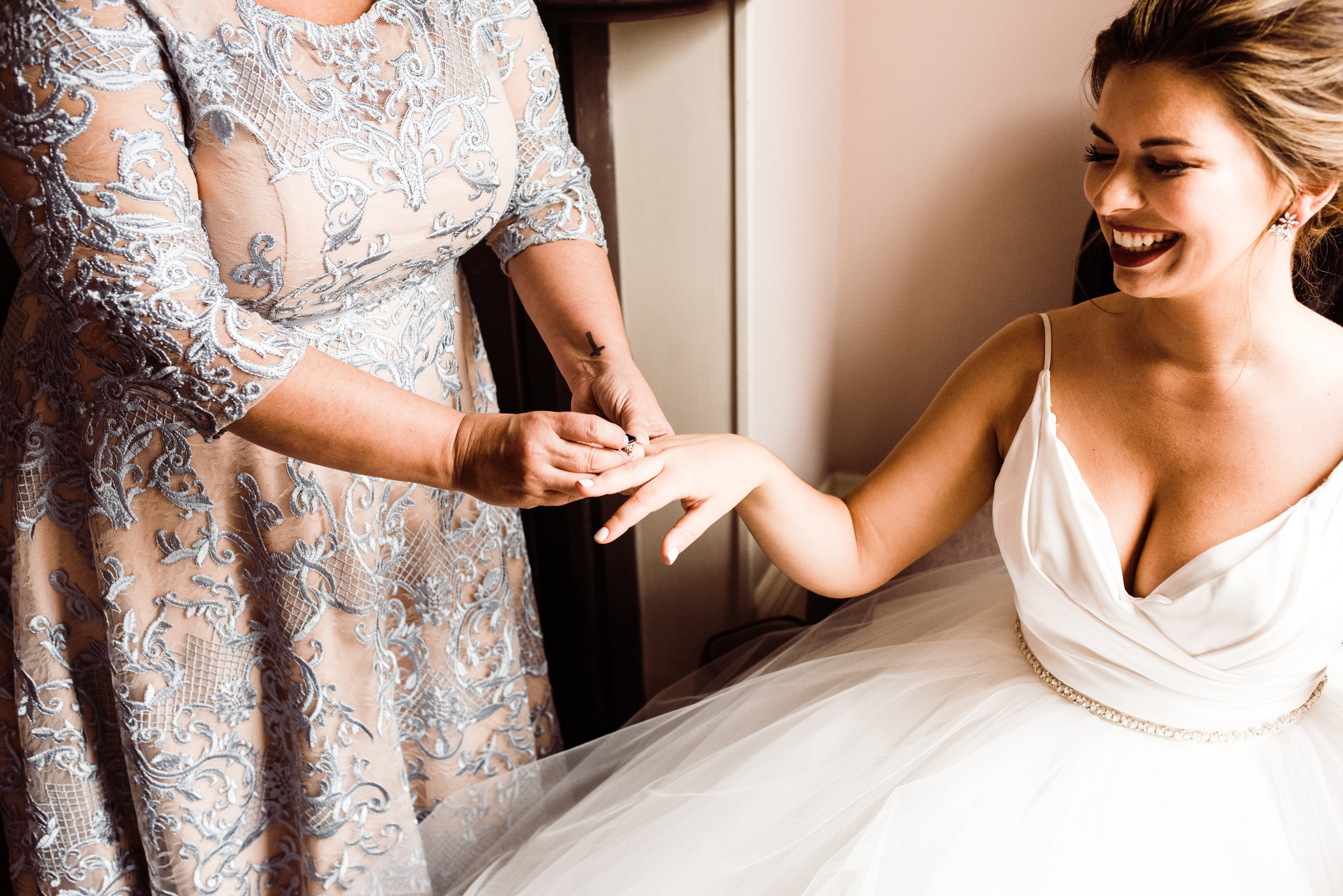 BS_SavannahWedding_GettingReady-139.jpg
