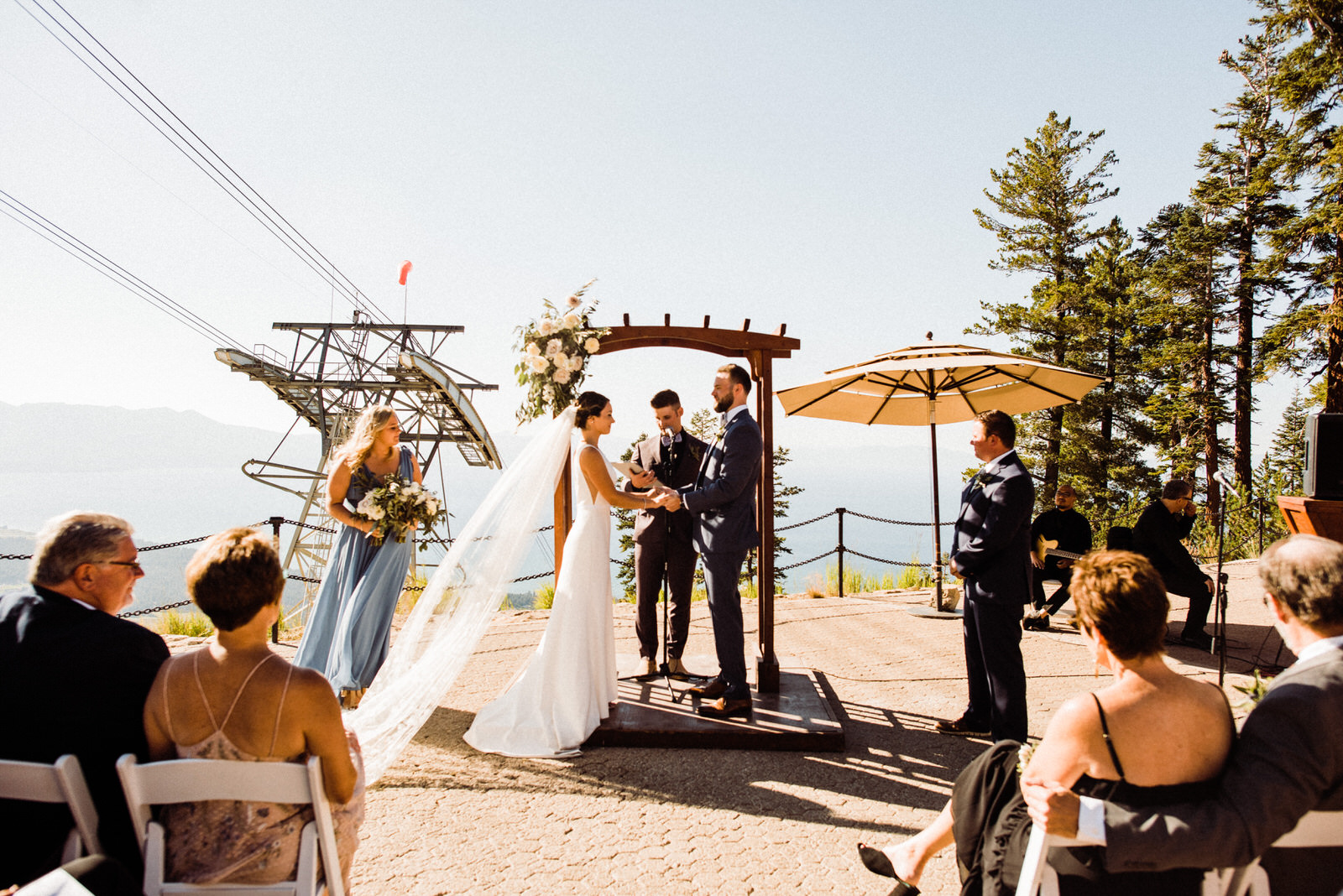 Lakeview Lodge Wedding Ceremony in South Lake Tahoe, California