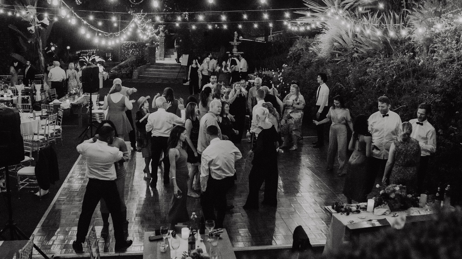 Houdini Estate wedding reception dancefloor area