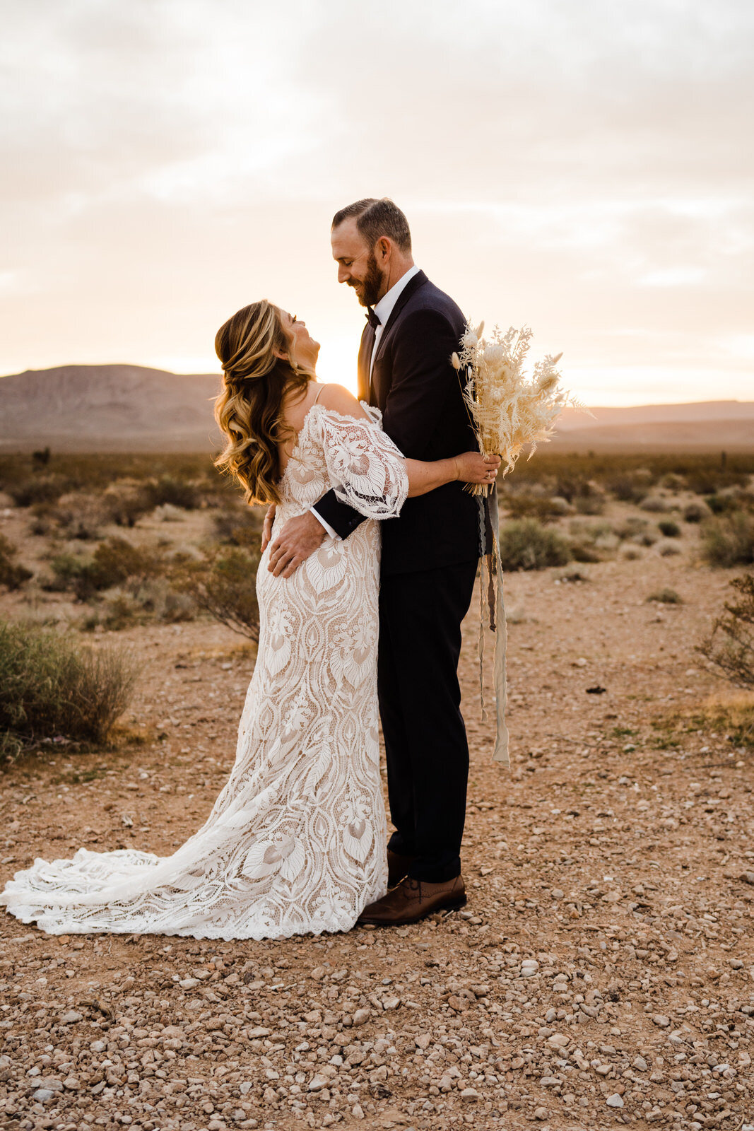 Seven Magic Mountains First Look with Boho Bride and Groom | Las Vegas Wedding Photographer | Las Vegas Elopement Photographer | Arizona Wedding Photographer | Kept Record | www.keptrecord.com