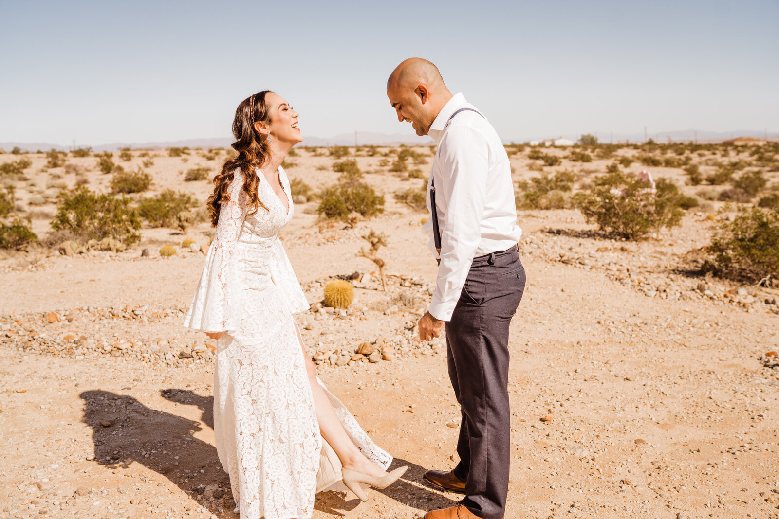 Desert Wedding Photographer | Las Vegas Wedding Photographer | Boho Wedding Inspo | Joshua Tree National Park Wedding | Joshua Tree Wedding Photographer | Kept Record | www.keptrecord.com