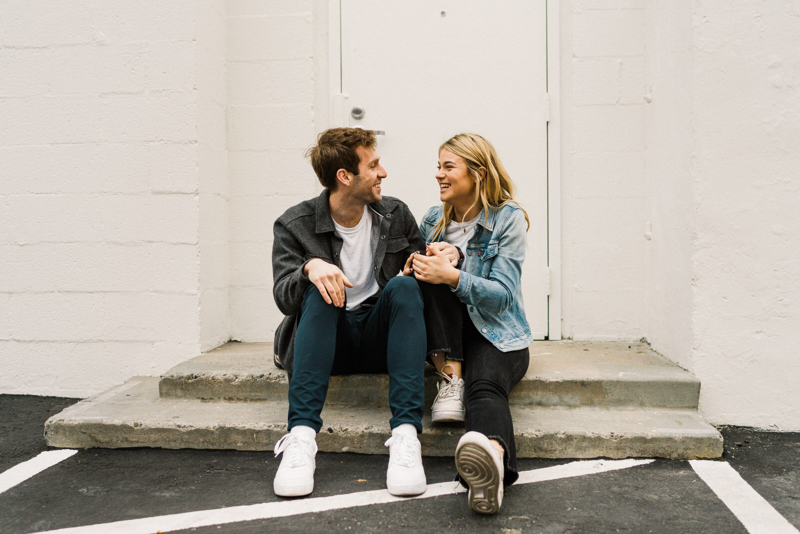 Dark and moody sunrise engagement photos in the LA Arts District | Fun, edgy, urban couples photos | Downtown LA Engagement photos | Photo by Kept Record | www.keptrecord.com