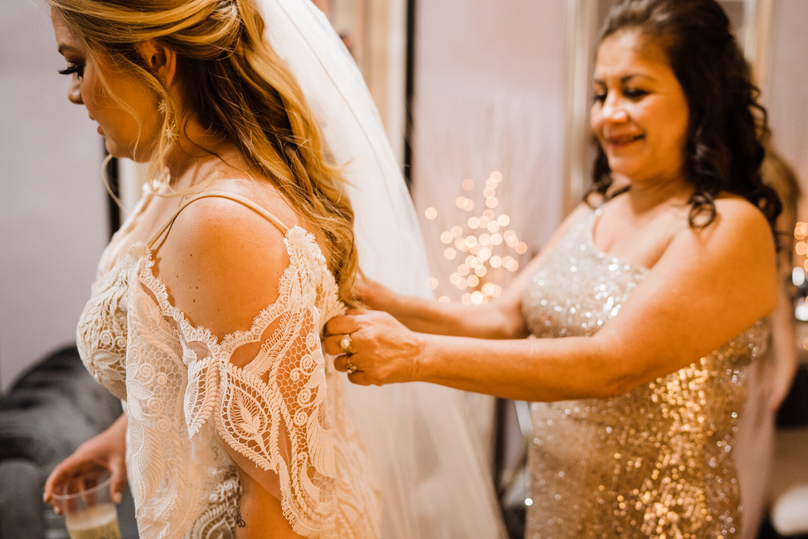 Mom helps bride get ready at Little Church of the West in Las Vegas