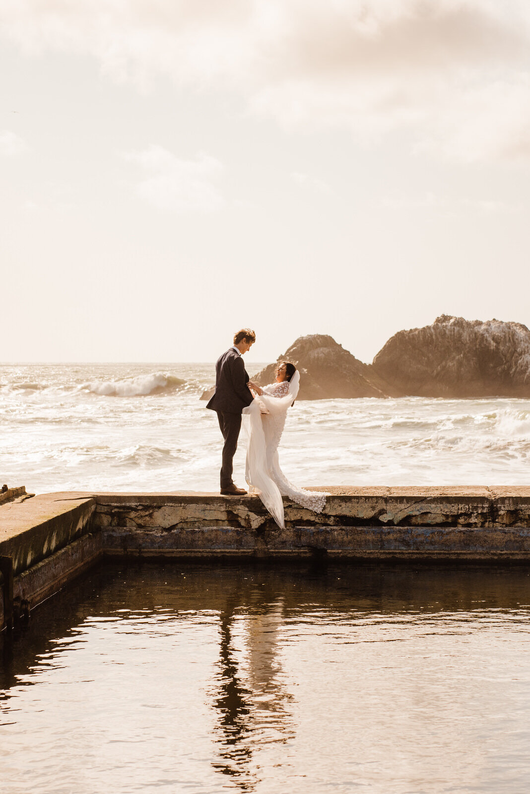 Eloping San Francisco Couple has first look at Sutro Baths | fun, nontraditional wedding photos by California Elopement Photographer Planner Kept Record | www.keptrecord.com