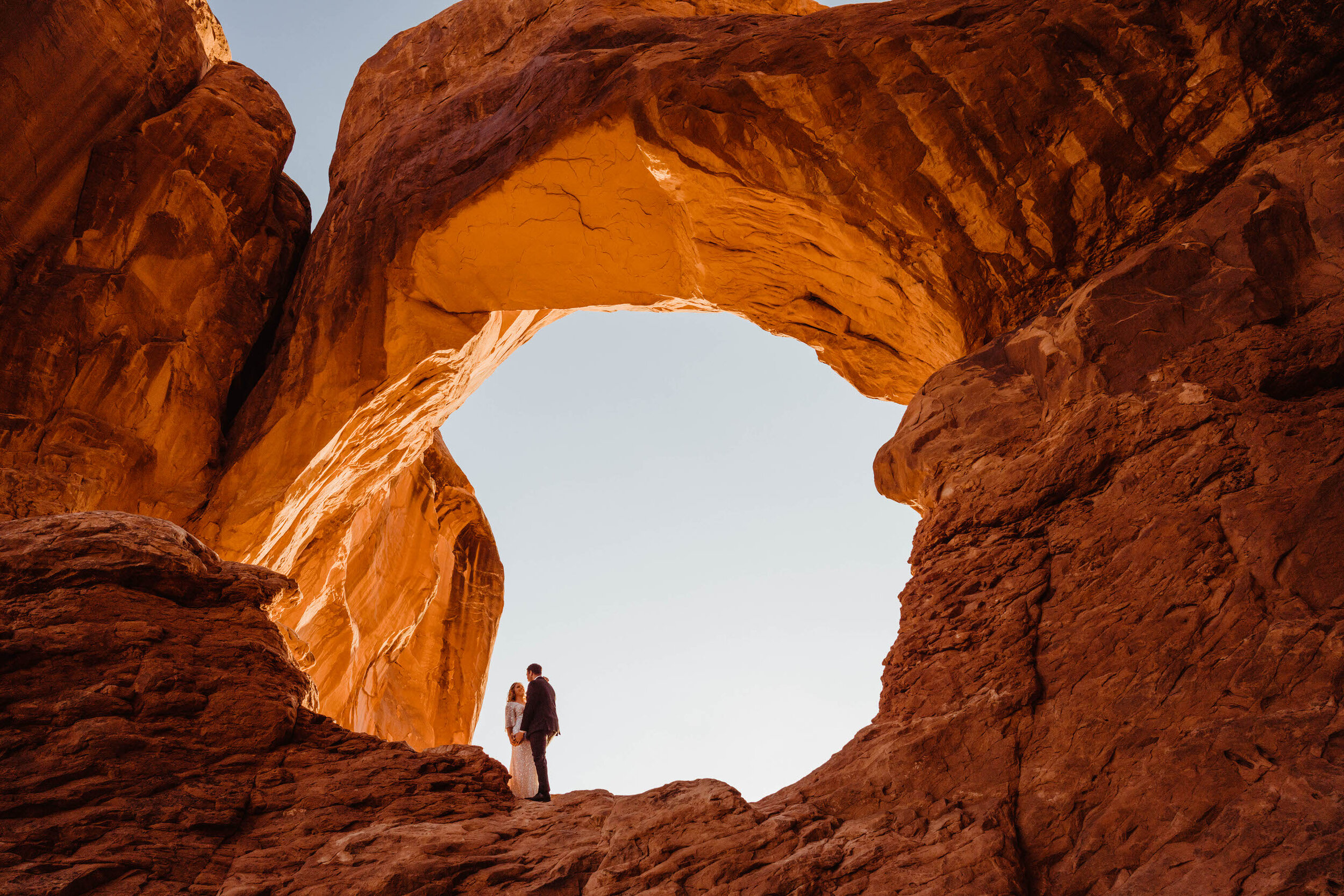 moab-elopement-wedding-sandstone-arch.jpg