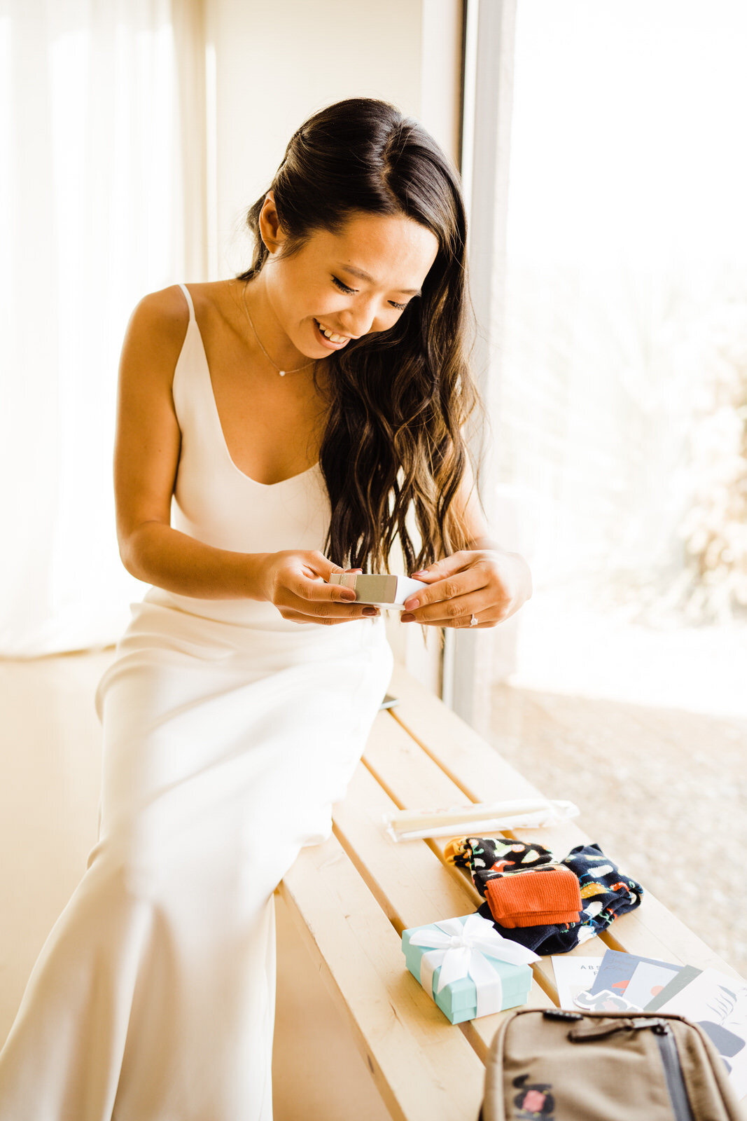 Joshua-Tree-Chinese-Tea-Ceremony-Wedding-Bride-Getting-Ready (5).jpg