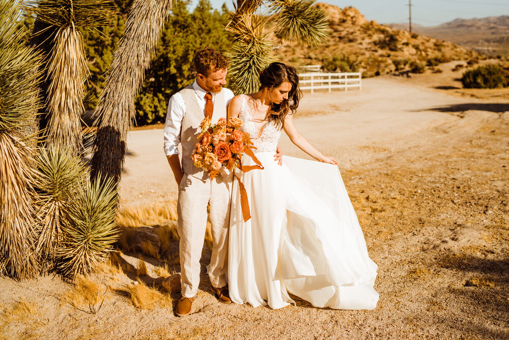 Fall-Wedding-in-Joshua-Tree-First-Look-with-Bride-and-Groom (1).jpg
