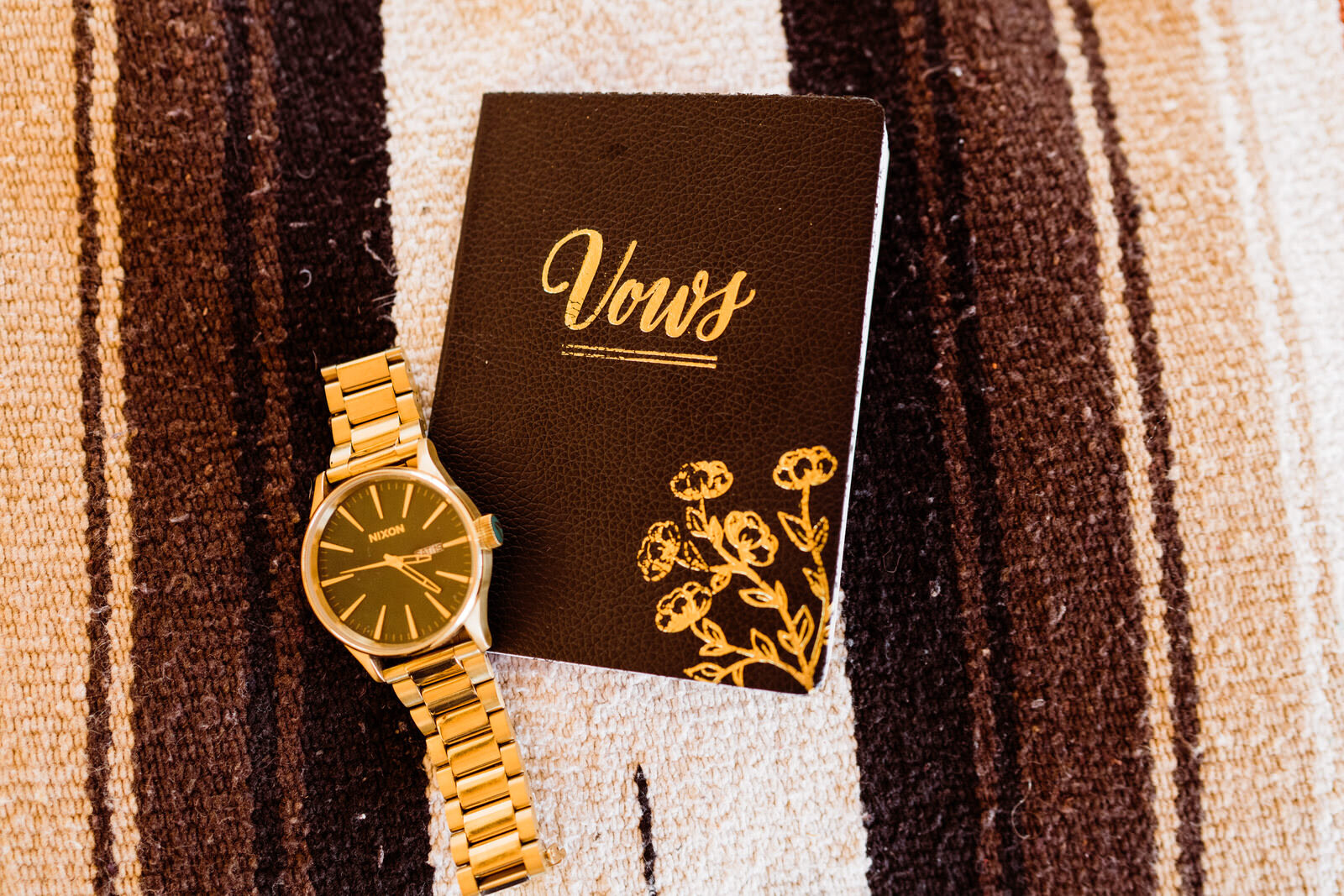 Fall-Wedding-in-Joshua-Tree-Groom-in-Tan-Suit-Getting-Ready-with-Star-Wars-Cufflinks (2).jpg