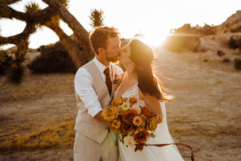 Fall-Wedding-in-Joshua-Tree-Romantic-Sunset-Photos-of-Bride-and-Groom (13).jpg