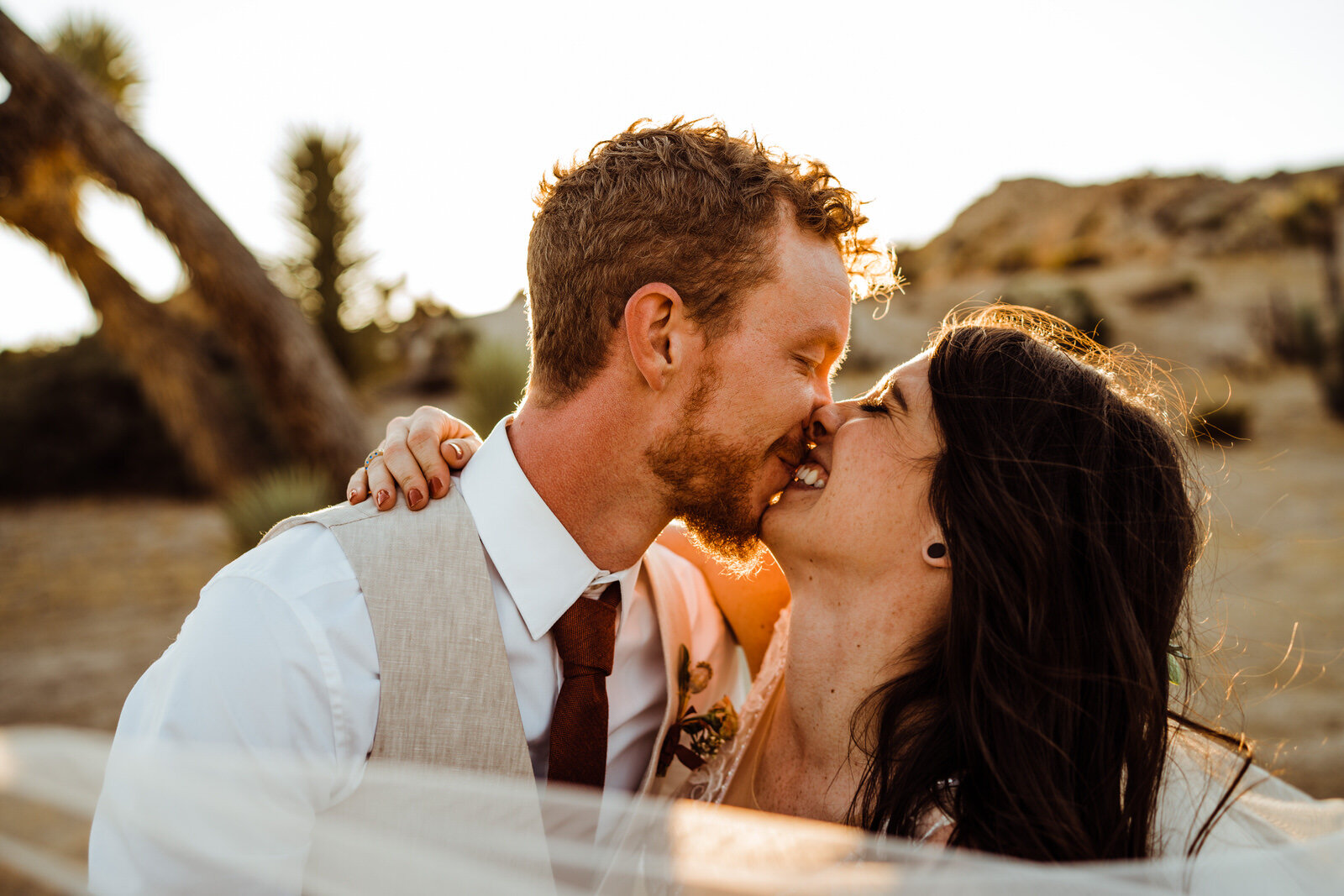 Fall-Wedding-in-Joshua-Tree-Romantic-Sunset-Photos-of-Bride-and-Groom (17).jpg