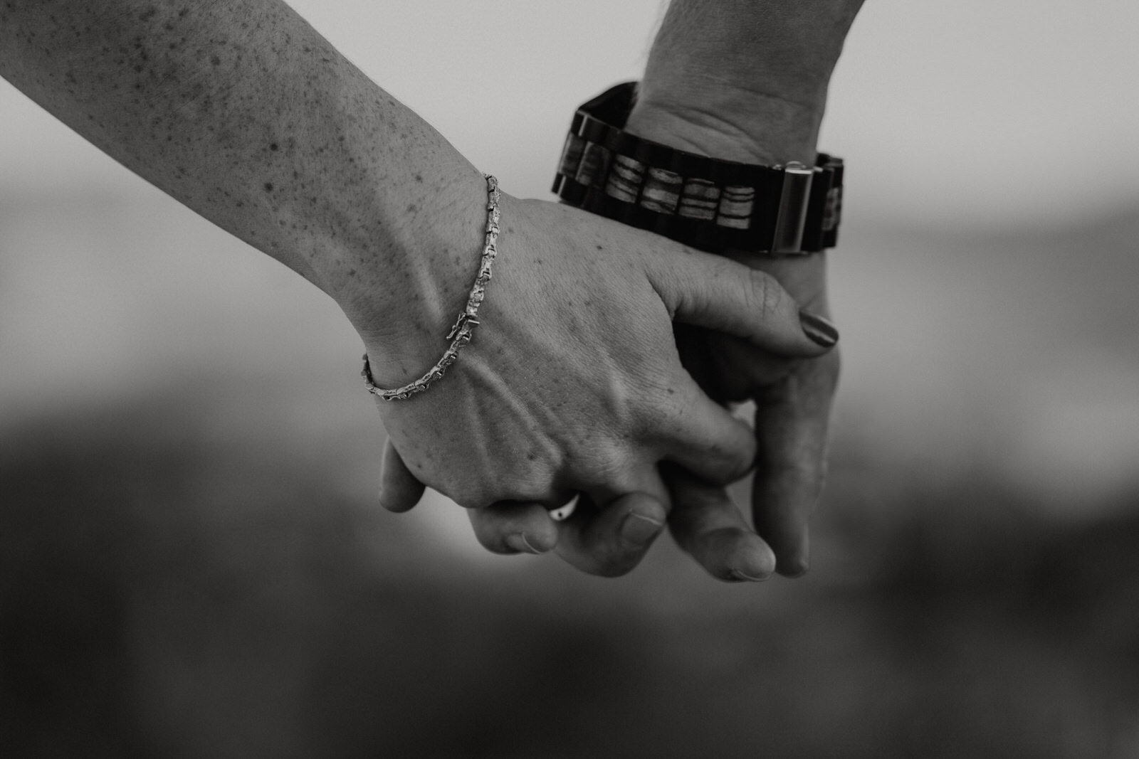 Fall-Wedding-in-Joshua-Tree-Romantic-Sunset-Photos-of-Bride-and-Groom (25).jpg