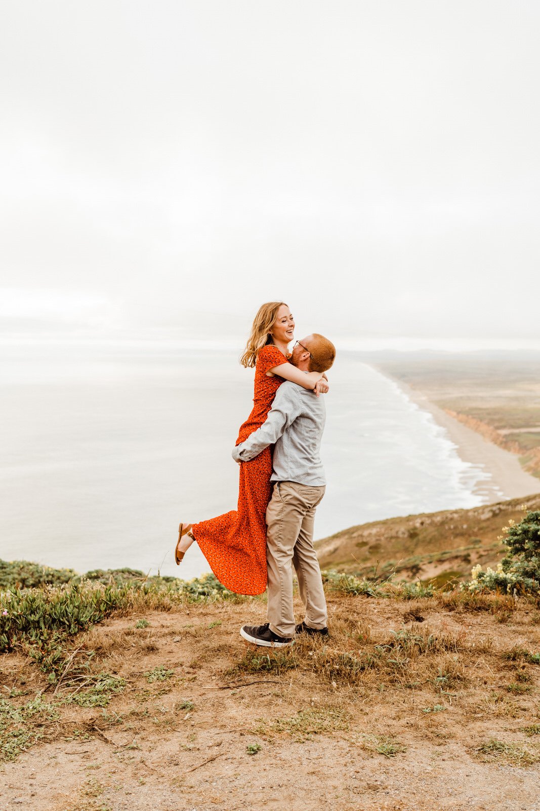 Ireland-inspired Point Reyes engagement | Engagement Outfits | Windy, romantic, adventurous photos | Kept Record | www.keptrecord.com