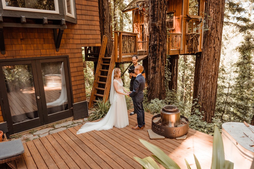 Wedding-in-the-Woods-Elopement-Ceremony-at-Airbnb-Outdoors (11).jpg
