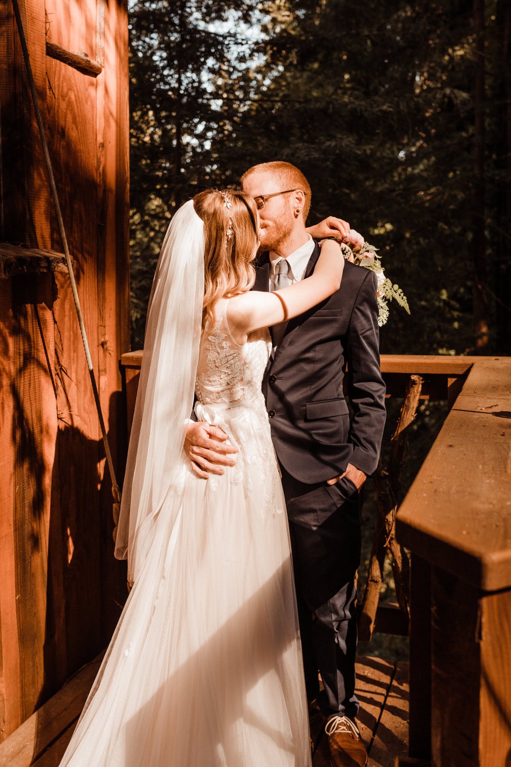 Bride-and-Groom-Photos-in-Redwoods-Airbnb-Treehouse-in-Northern-California (2).jpg