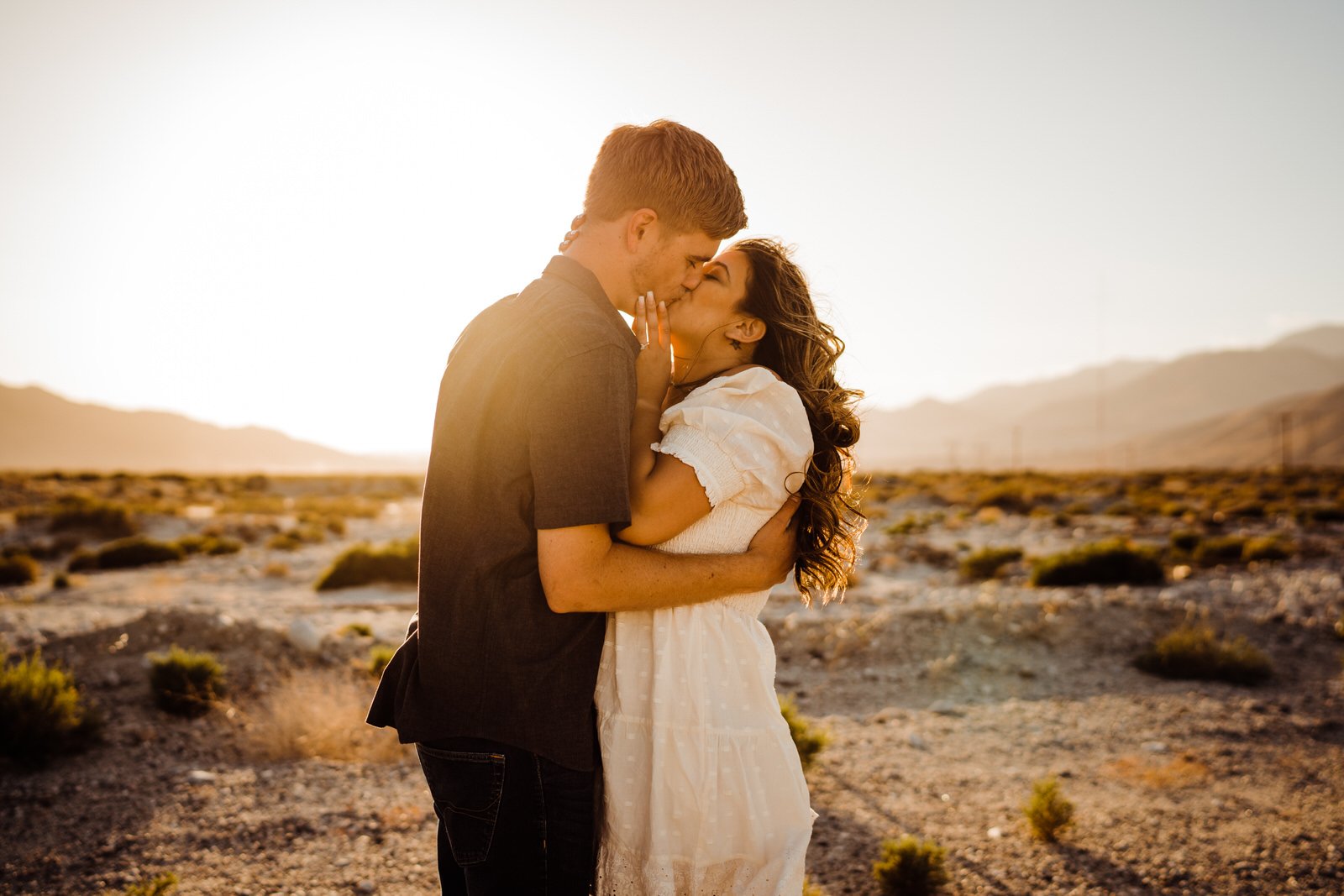 Palm-Springs-Engagement-Romantic-Photos-at-Golden-Hour (4).jpg