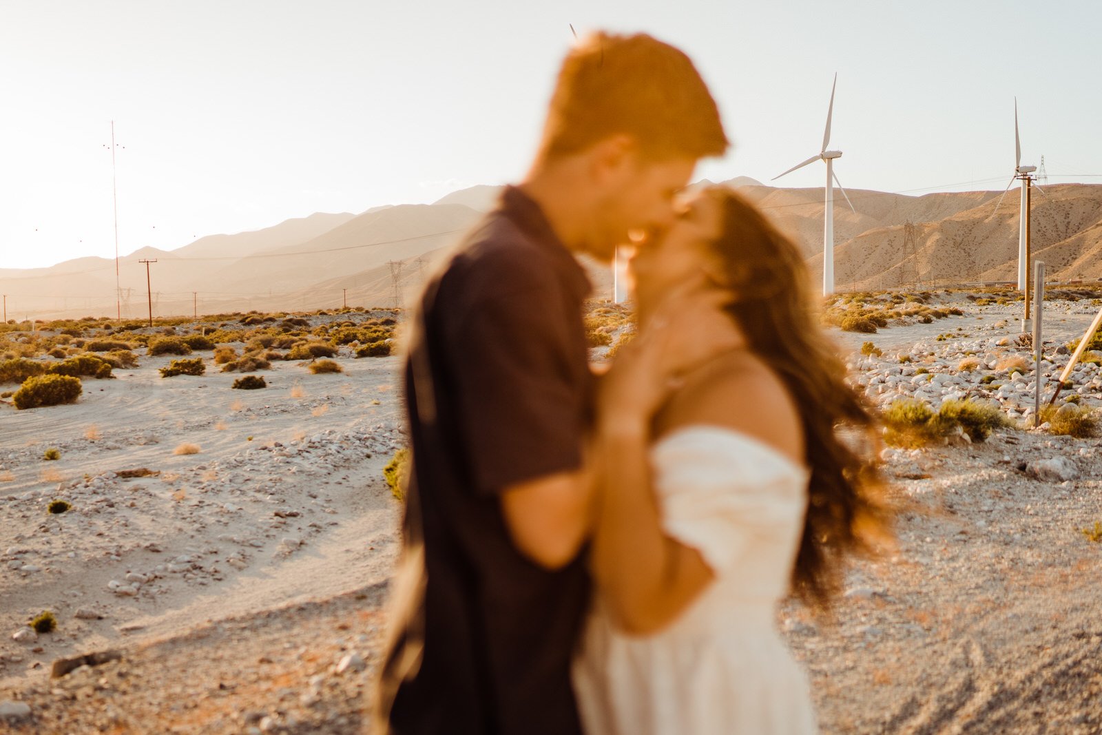 Palm-Springs-Engagement-Romantic-Photos-at-Golden-Hour (10).jpg