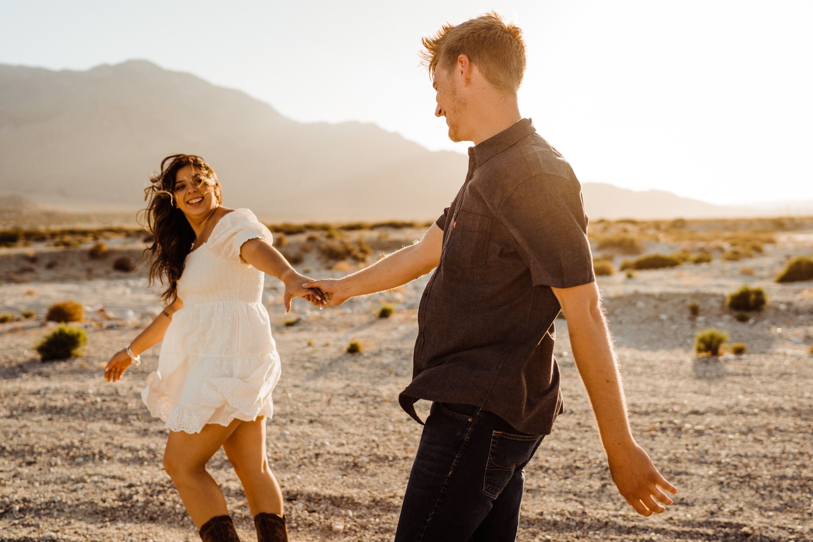 Playful-Fun-Palm-Springs-Engagement-photos-in-desert.jpg