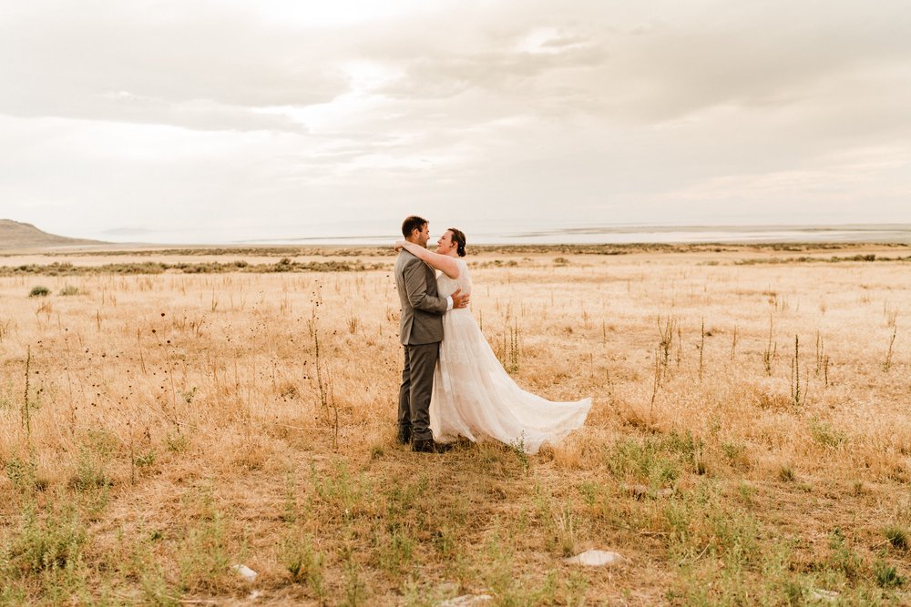 Antelope-Island-Bride-and-Groom-First-Look (5).jpg