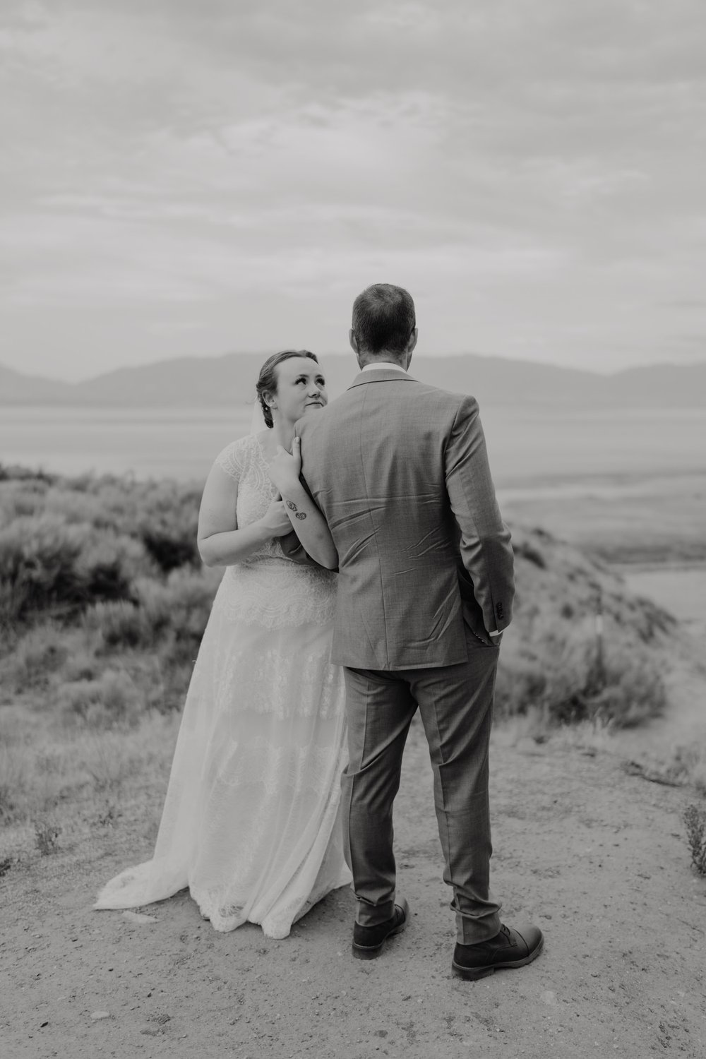 Antelope-Island-Bride-and-Groom-at-Frary-Peak-Trailhead (10).jpg