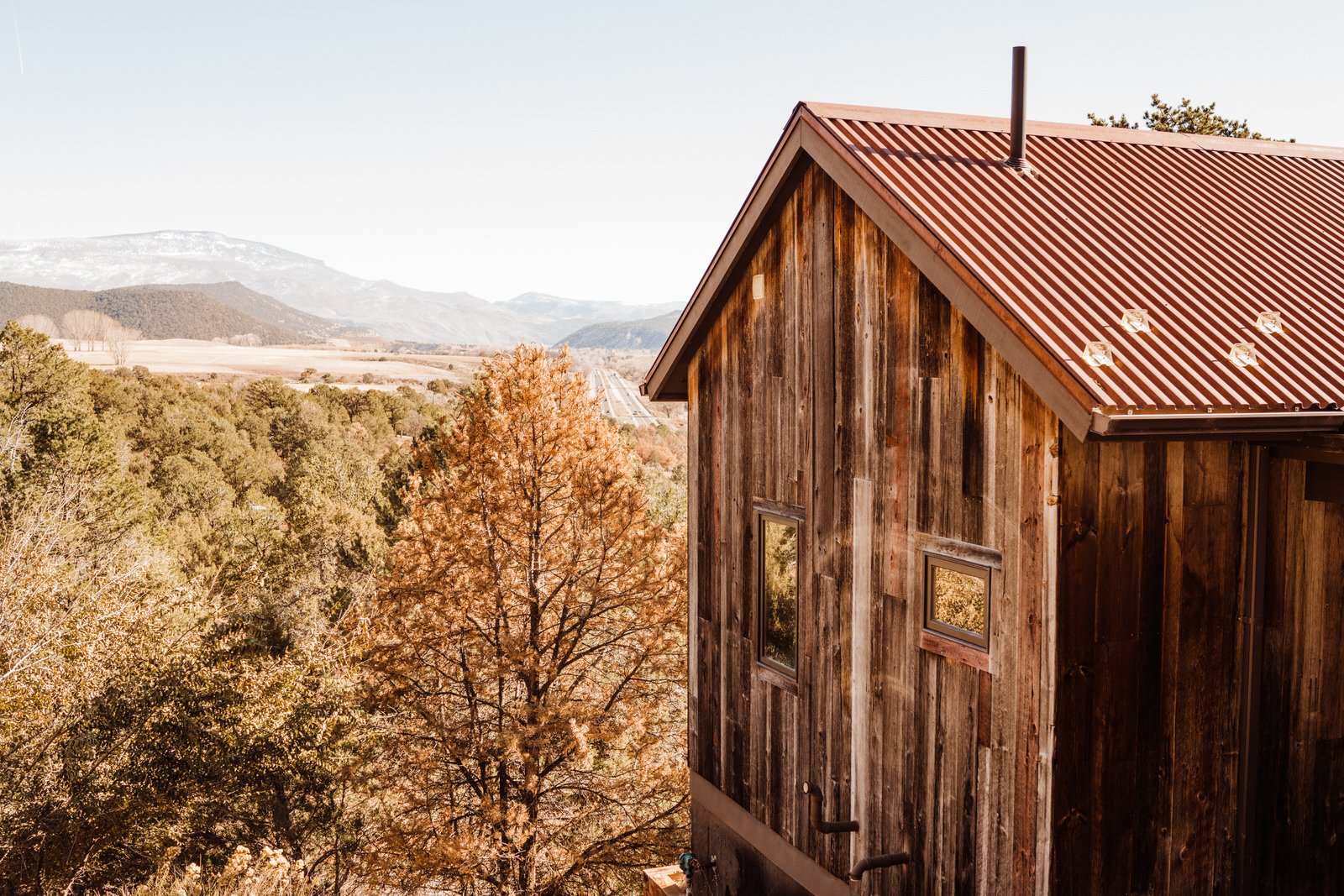 Colorado-Elopement-views-from-Carbondale-Airbnb1.jpg