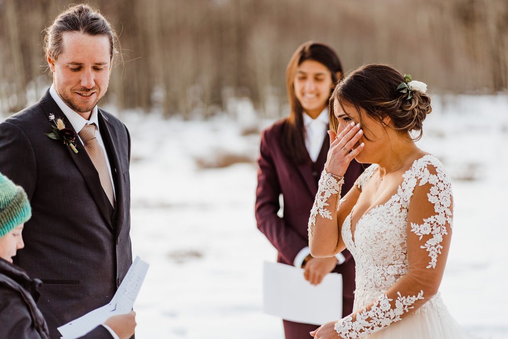 Colorado-Elopement-Snowy-Wedding-Ceremony9.jpg