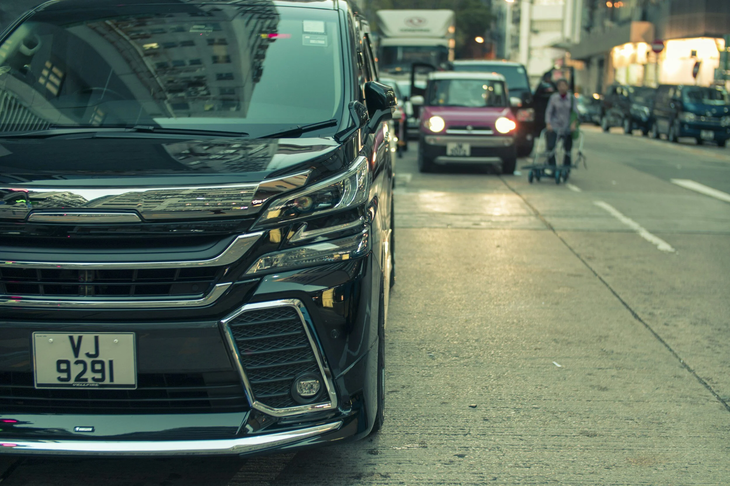How Much Does it Cost to Book a Limo in Singapore?