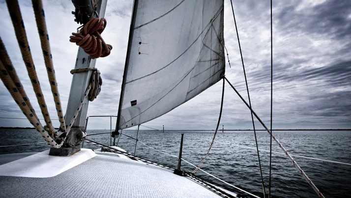 sailing.jpg