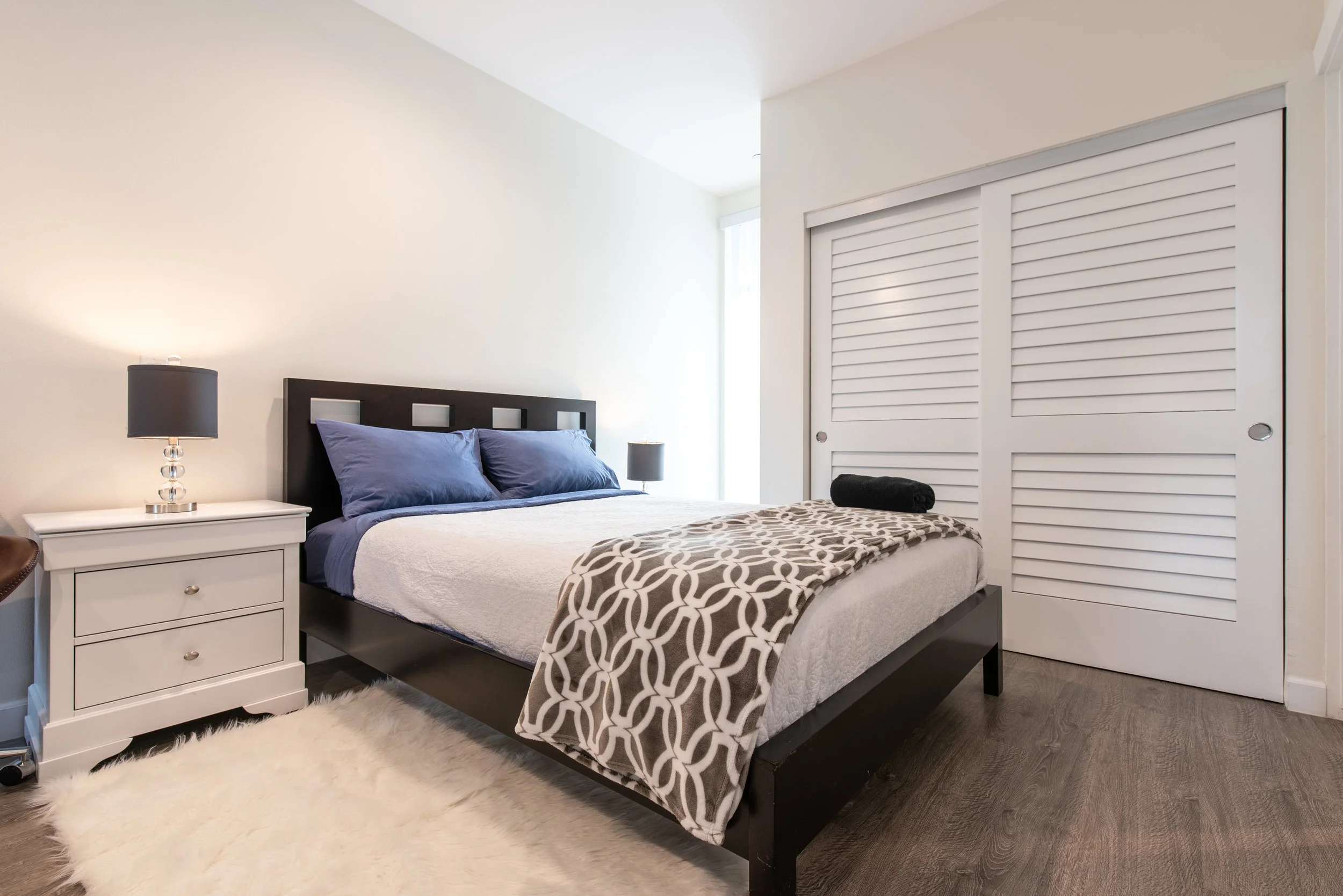 Bedroom_1.jpg