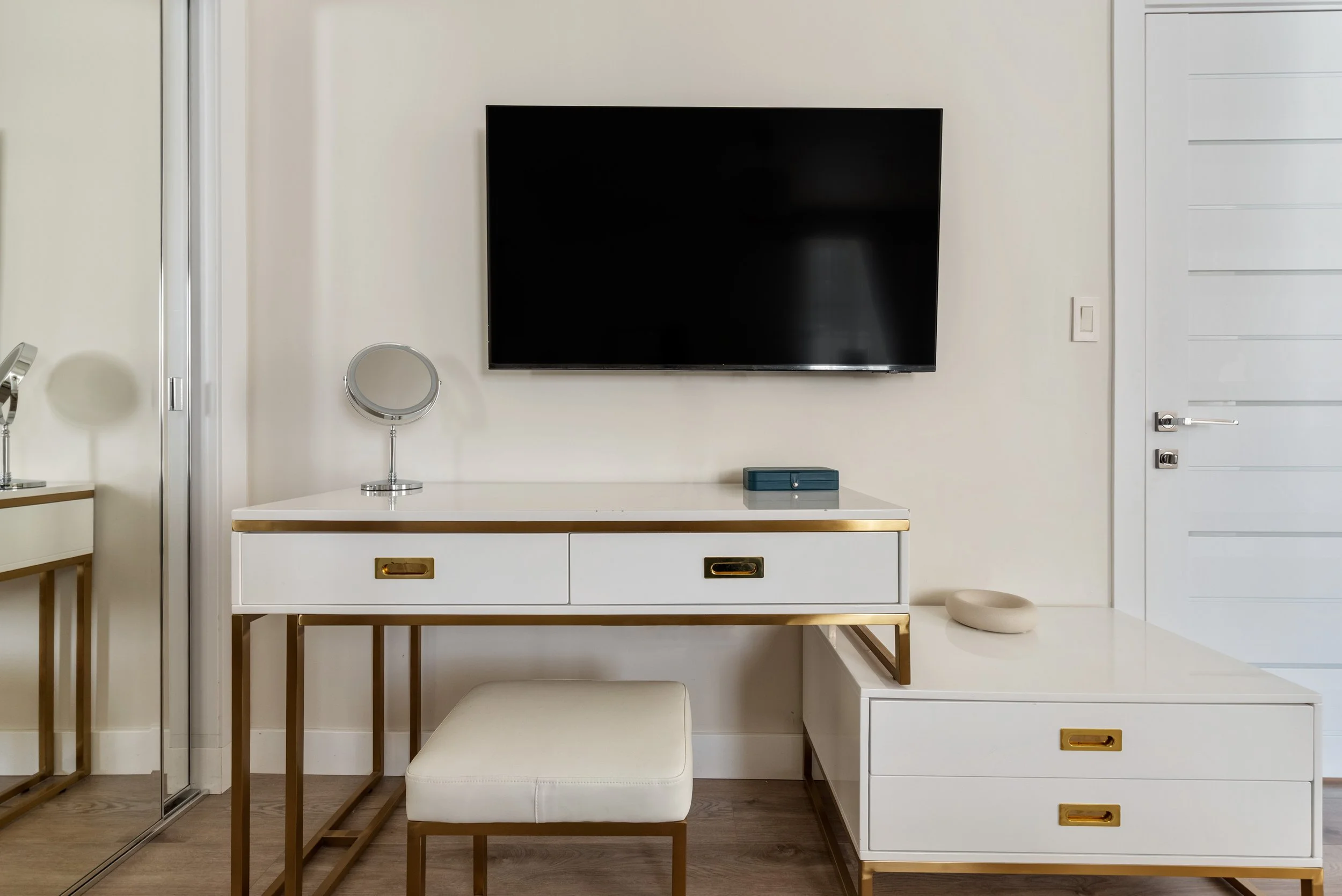 17619 Beckett st-21.jpg