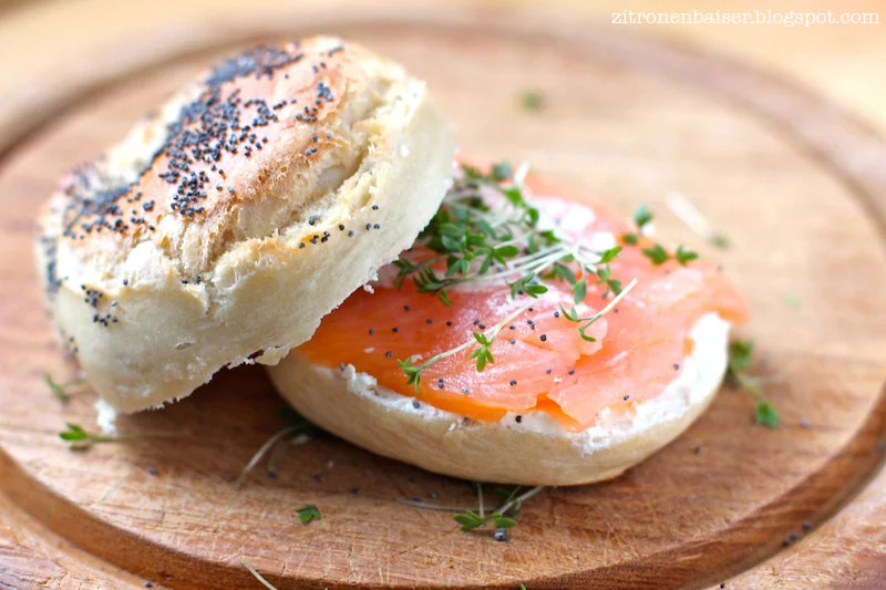 Frühstücksglück: Rezept für selbstgebackene Bagel / THE.WAITRESS.
