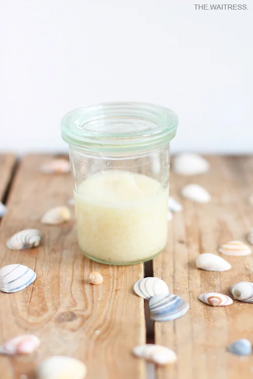 Homemade Kokos Body Scrub DIY / Theresa Kellner