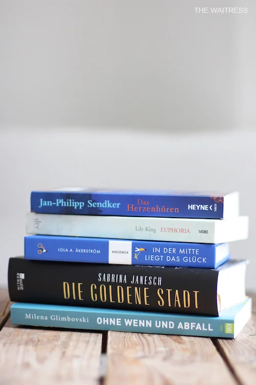 Mein Buchstapel im Herbst / THE.WAITRESS. Blog