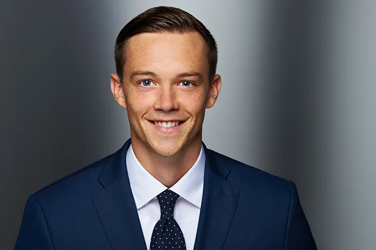 Vincent Schröder absolviert bei Edeka ein Traineeprogramm mit Schwerpunkt Einkauf Food/Nonfood. Foto: Edeka