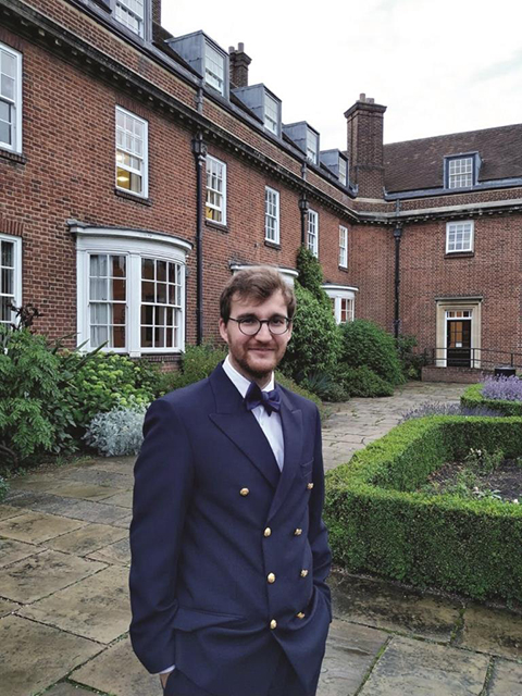 Gregor Bauer studiert English und Modern Languages an der University of Oxford.