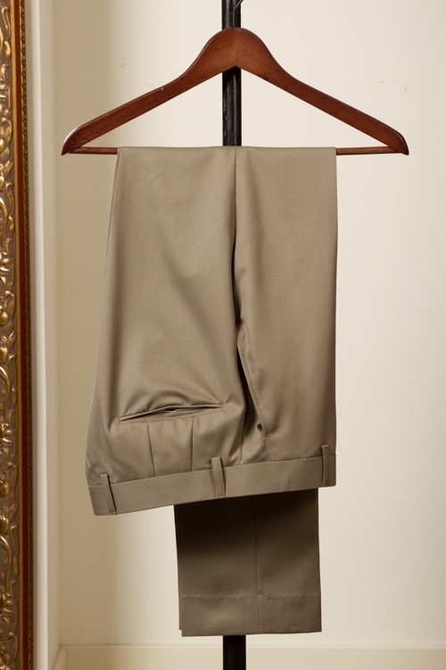 Tailor+made+trouser+pantalon+Taupe+Solid+Gaberdine++(1).jpg
