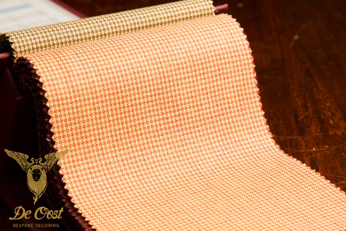 Peach+Fabric+Houndstooth+Puppytooth+CRISPAIRE+COLLECTION+HOLLAND+&+SHERRY+HS+1333A+-+Suiting+Fabric+Amsterdam.jpg