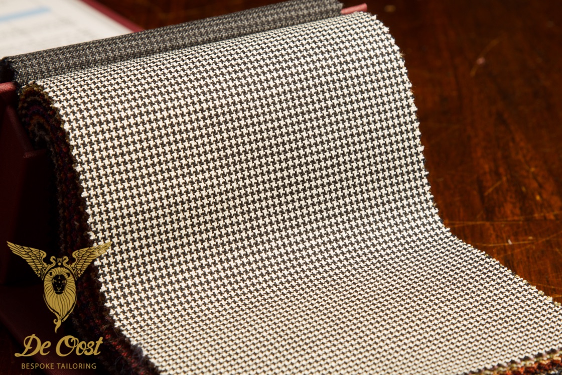 Black+and+White+Houndstooth+Puppytooth+CRISPAIRE+COLLECTION+HOLLAND+&+SHERRY+HS+1333A+-+Suiting+Fabric+Amsterdam.jpg