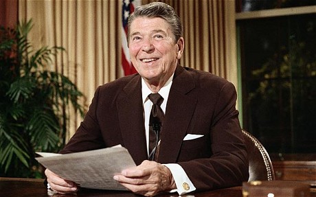Ronald+Reagan+Brown+Suit+De+Oost.jpg