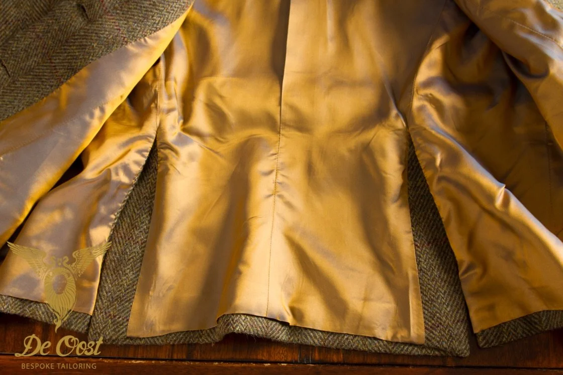 Harris Tweed Ladies Jacket — De Oost Bespoke Tailoring