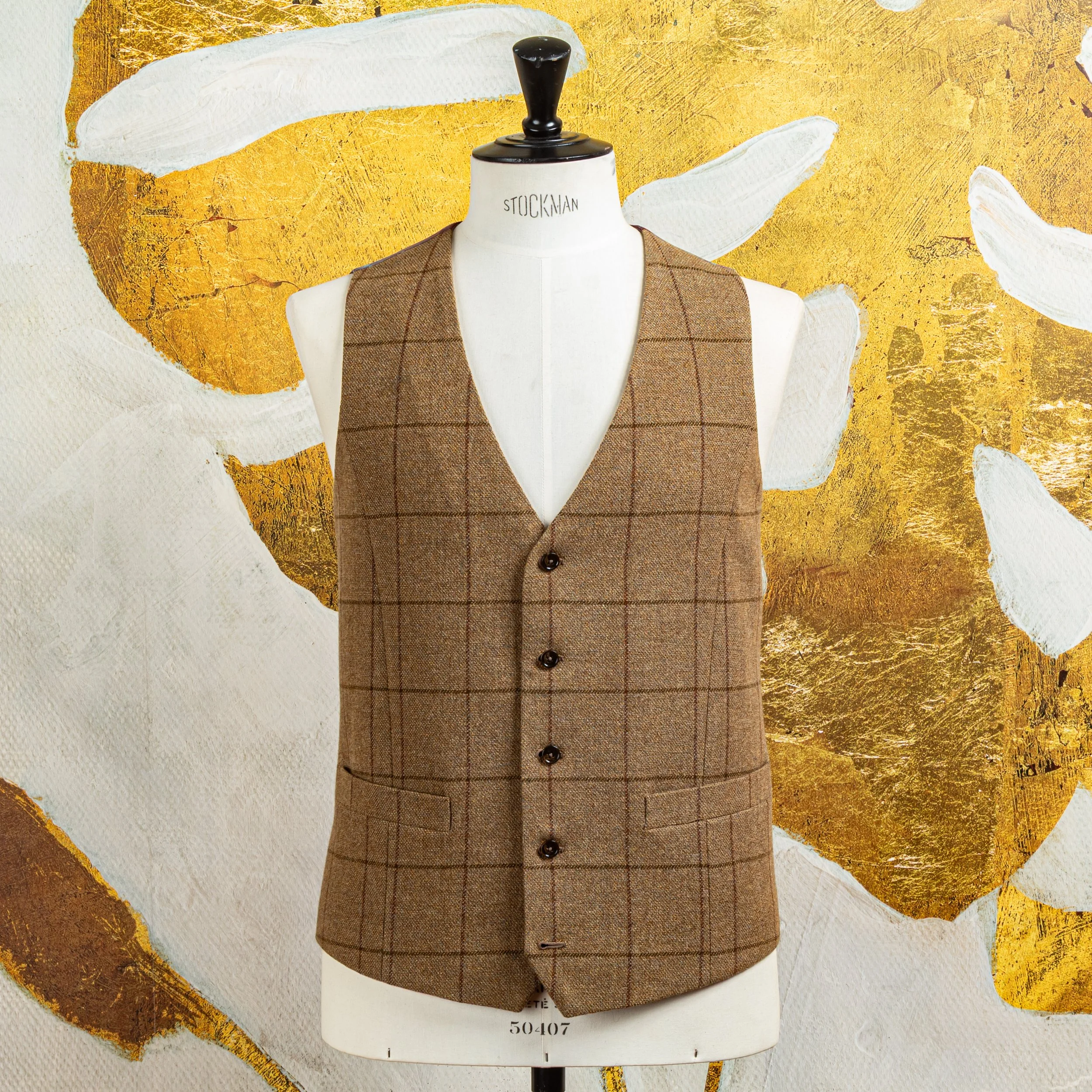 Bespoke hunting jacket and waistcoat in country tweed - Alsport II-1.jpg