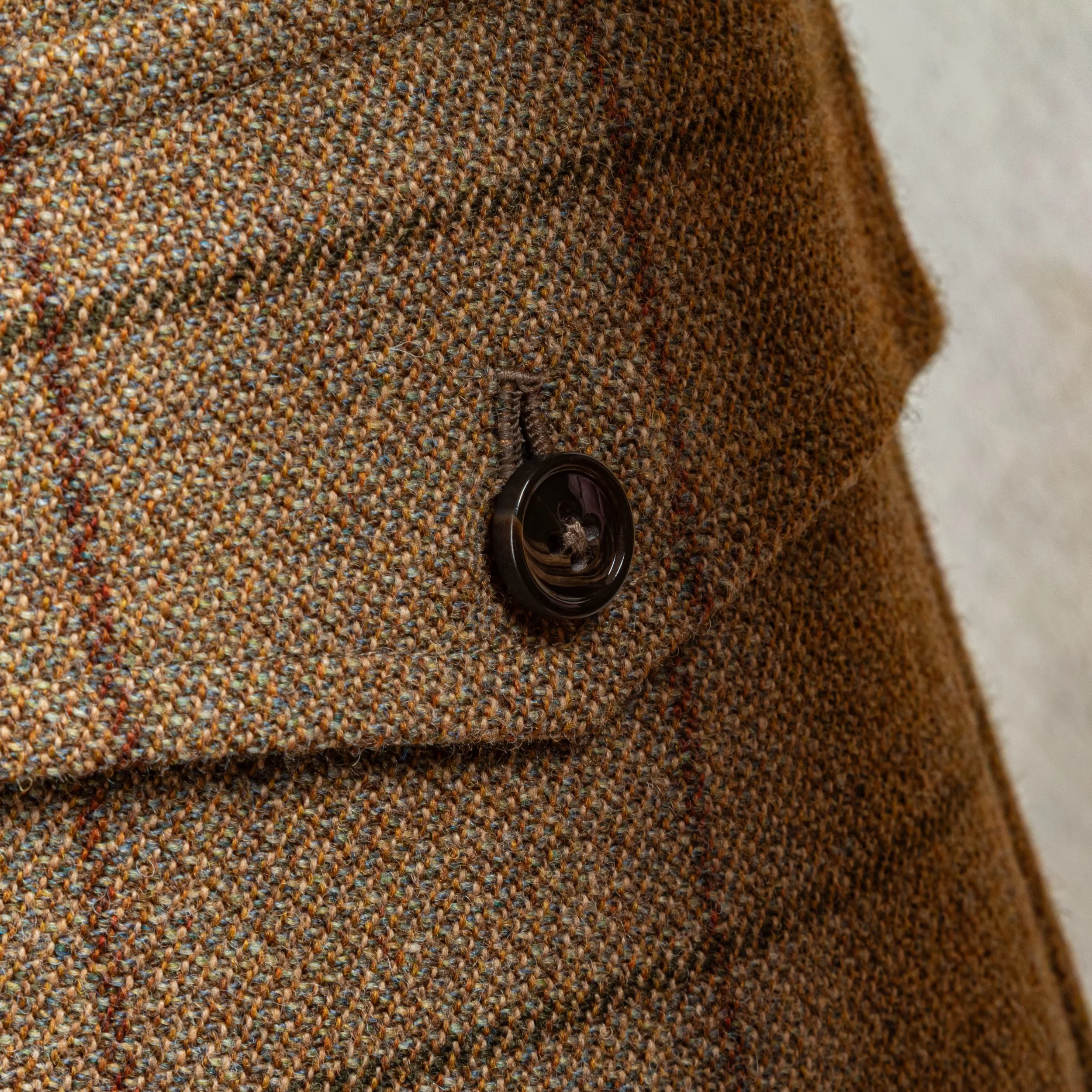 Bespoke hunting jacket and waistcoat in country tweed - Alsport II-14.jpg