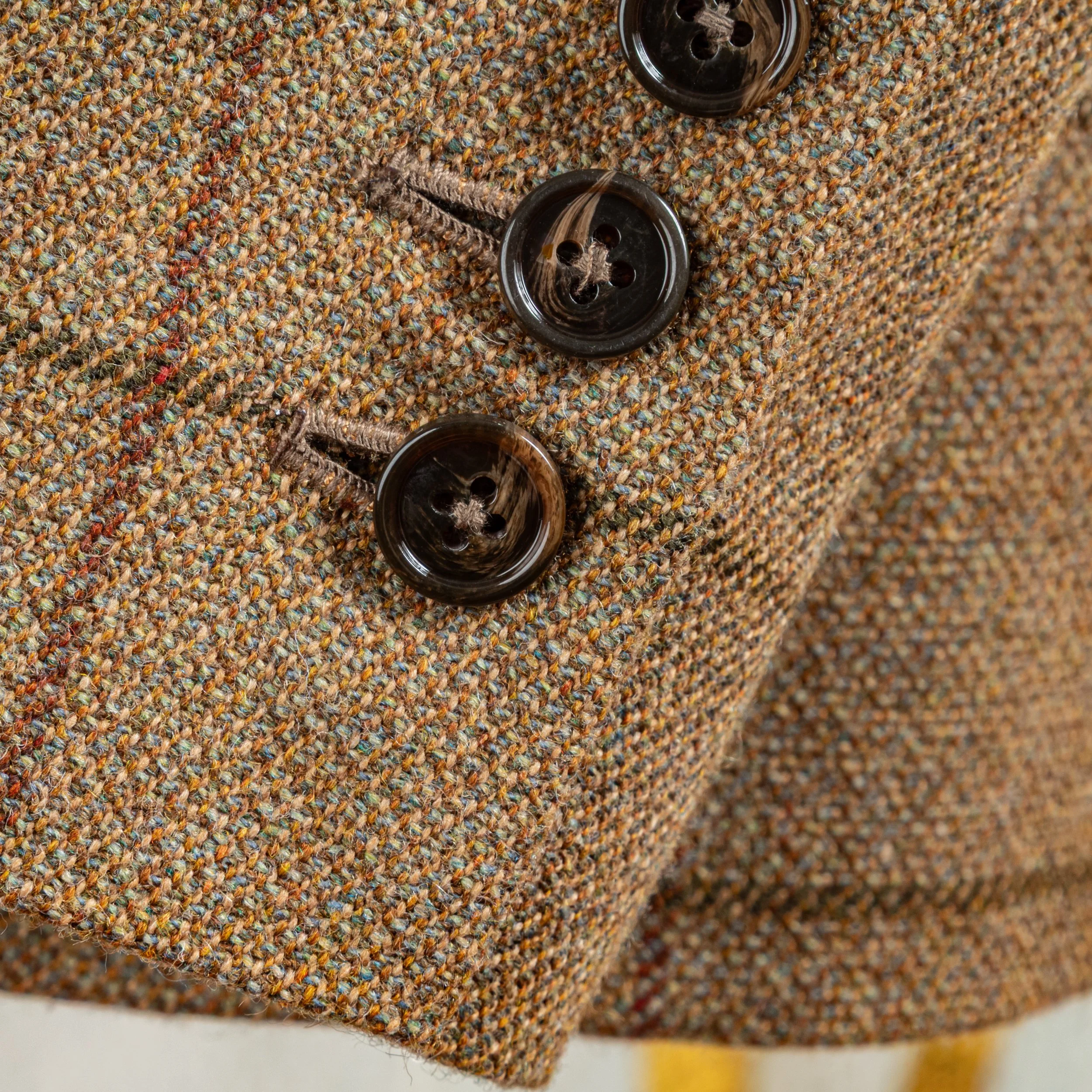 Bespoke hunting jacket and waistcoat in country tweed - Alsport II-16.jpg