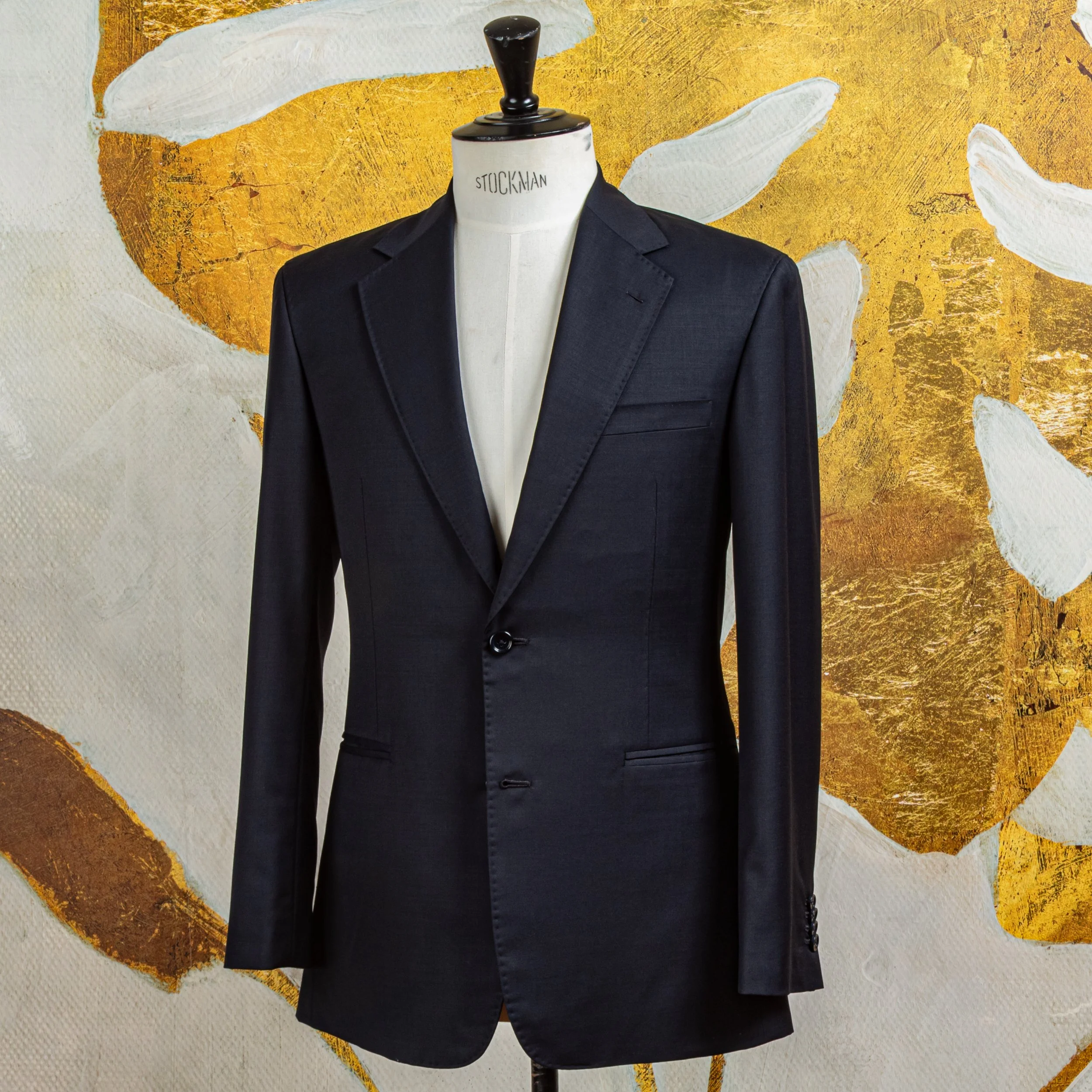 Neapolitan bespoke suit in Dark Navy - Handmade details-12.jpg