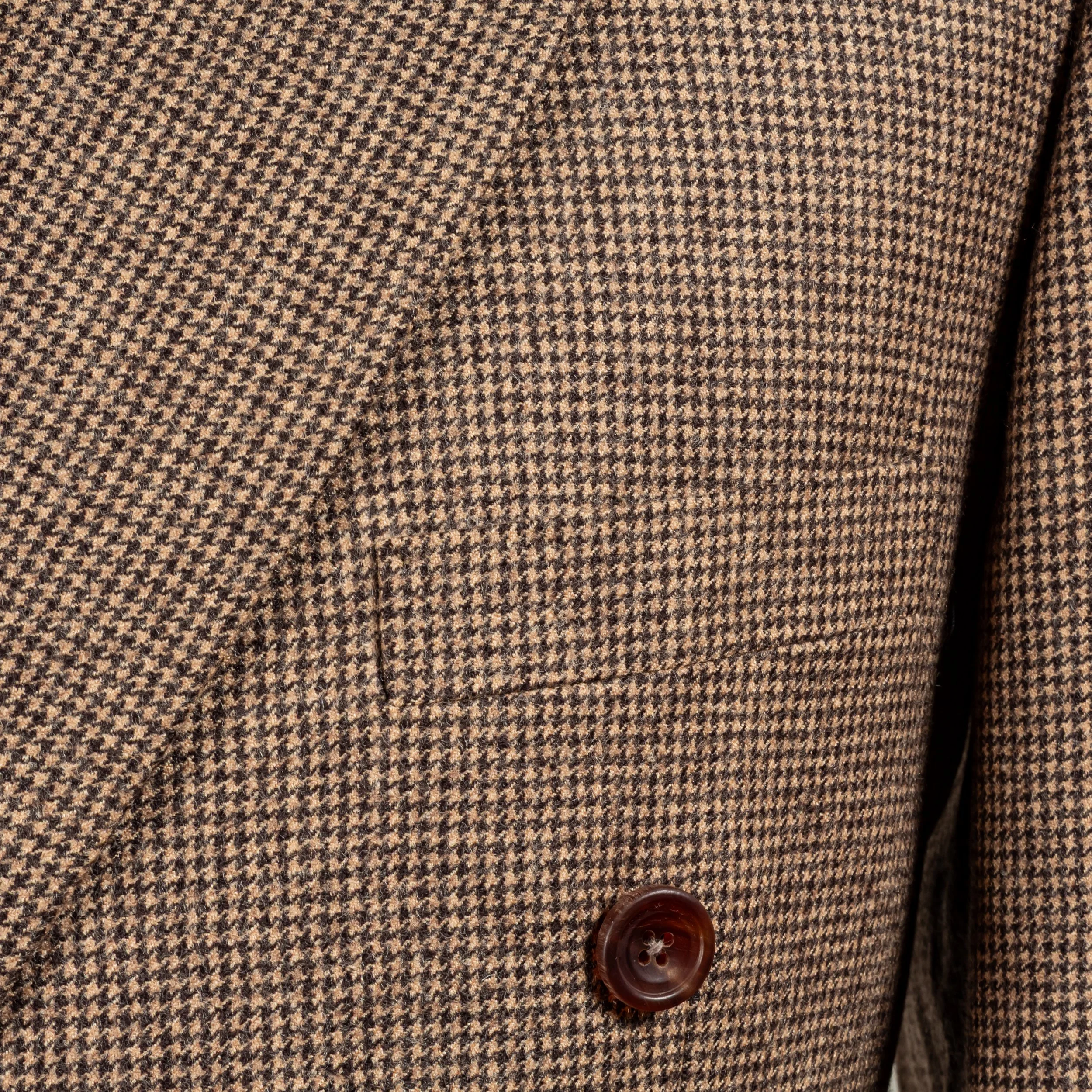 Double Breasted bespoke jacket in Houndstooth - Phantom Flannel-6.jpg